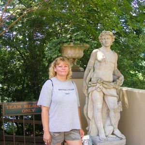 Meet your Posher, Vickie